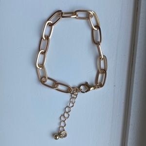 Gold chain bracelet